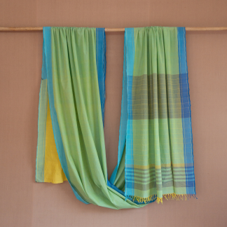 Plain Border Saree 125