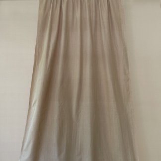 Medium weight plain yardage 01